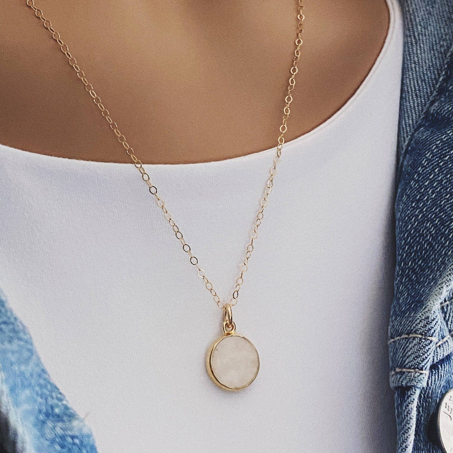 Soul & Little Rose - Moonstone Small Disc Round Gold Necklace