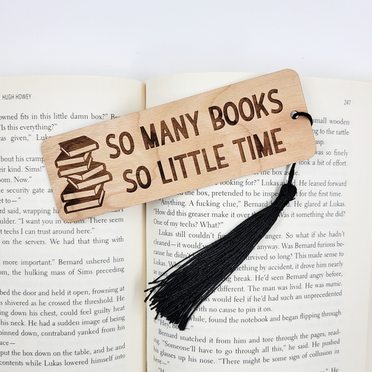 Bookmark - So many books wood bookmark
